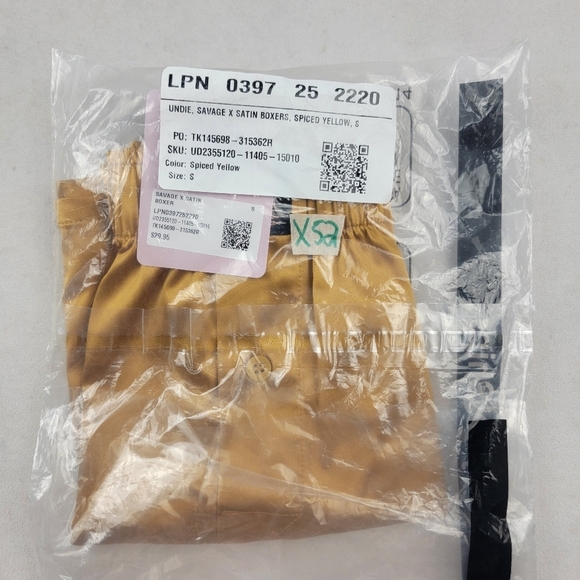 NWT Savage X Fenty By Rihanna satin boxers in spiced yellow size small - Picture 5 of 5